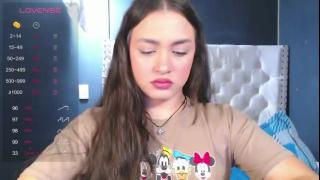 IG-(valen_mendoza99)  twitter (valenthompson99) Snapshot