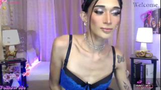 sweet_Anisha1 on IG Snapshot