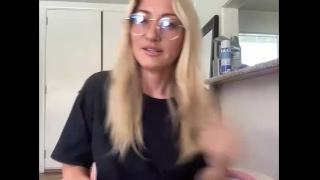 iamwhitneyoc Snapshot