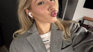 SilviaCoatsworth Snapshot