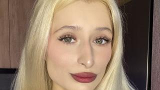 MonicaBarbies Snapshot